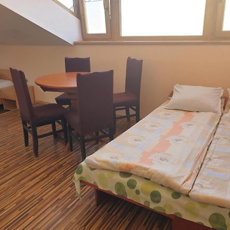 Km!Sofia - Стаи За Гости Ngoại thất bức ảnh