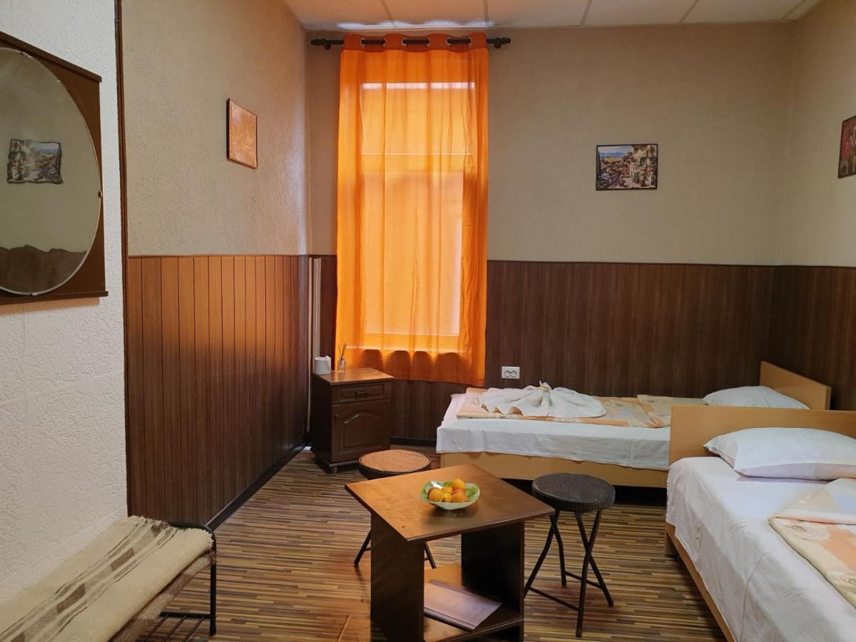 Km!Sofia - Стаи За Гости Ngoại thất bức ảnh